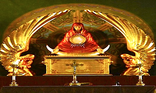 Twilighting Idolatries