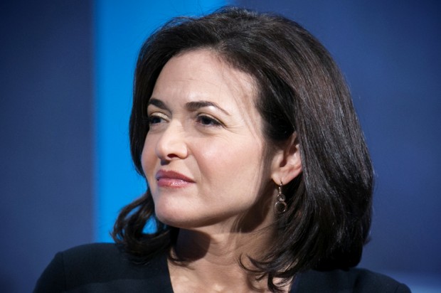 Sheryl Sandberg: “Men need to do more childcare and housework” – Salon.com